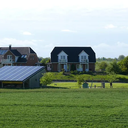 بيت للعطل Haushaelfte Suederhafen