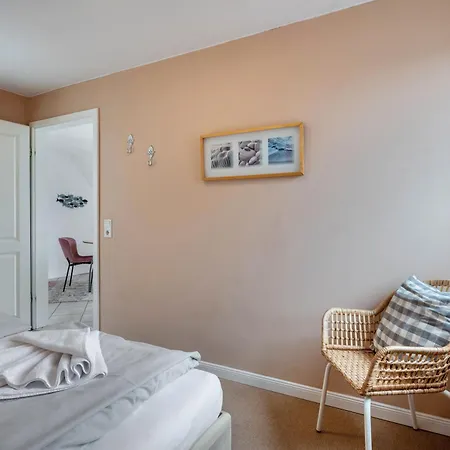 بيت للعطل Haushaelfte Suederhafen