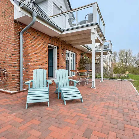 Haushaelfte Suederhafen * نوردستراند